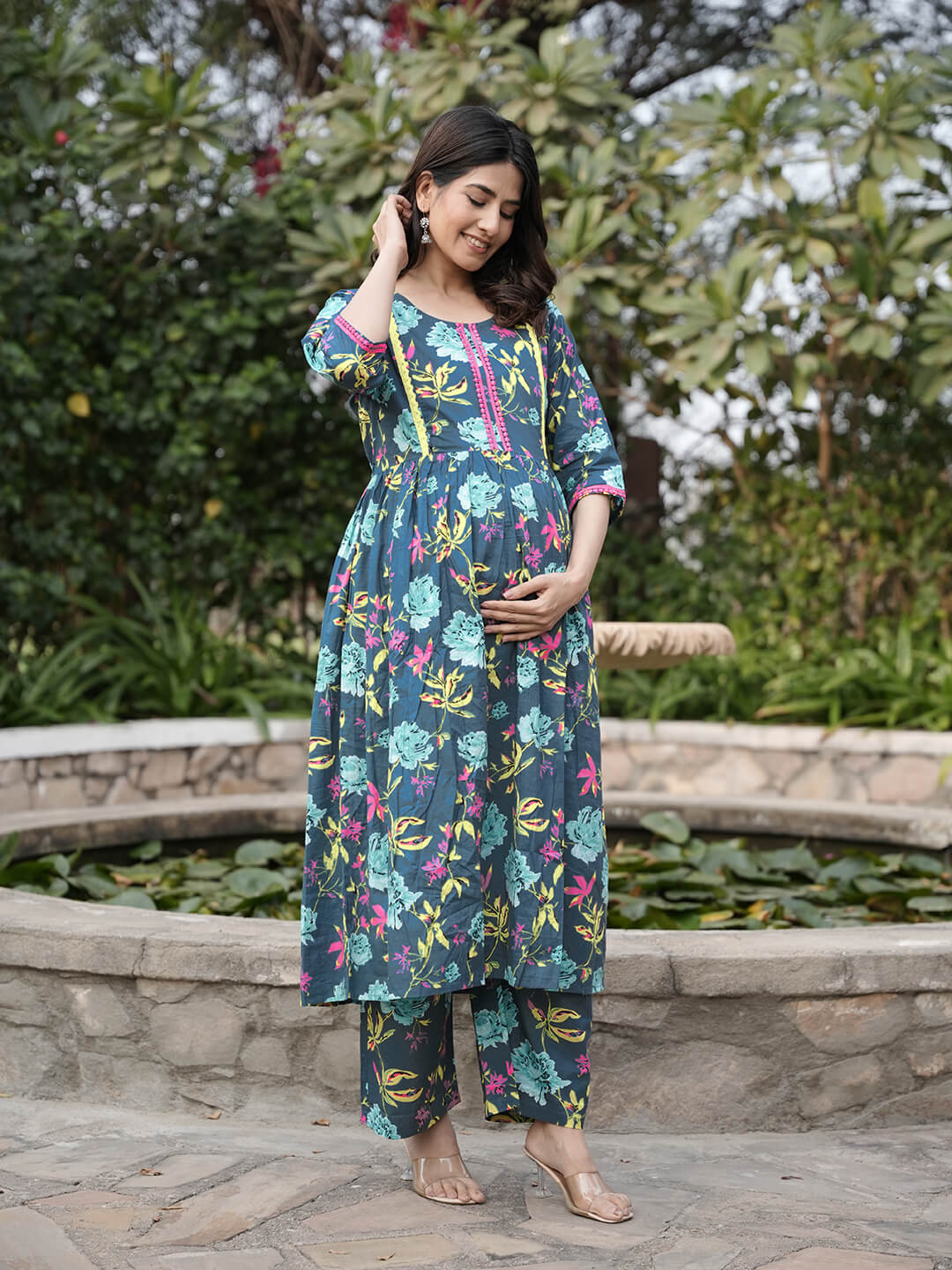 Anika Fashion Women's Cotton Kurta Set - Easy Feeding Access - Grey Floral - Size M