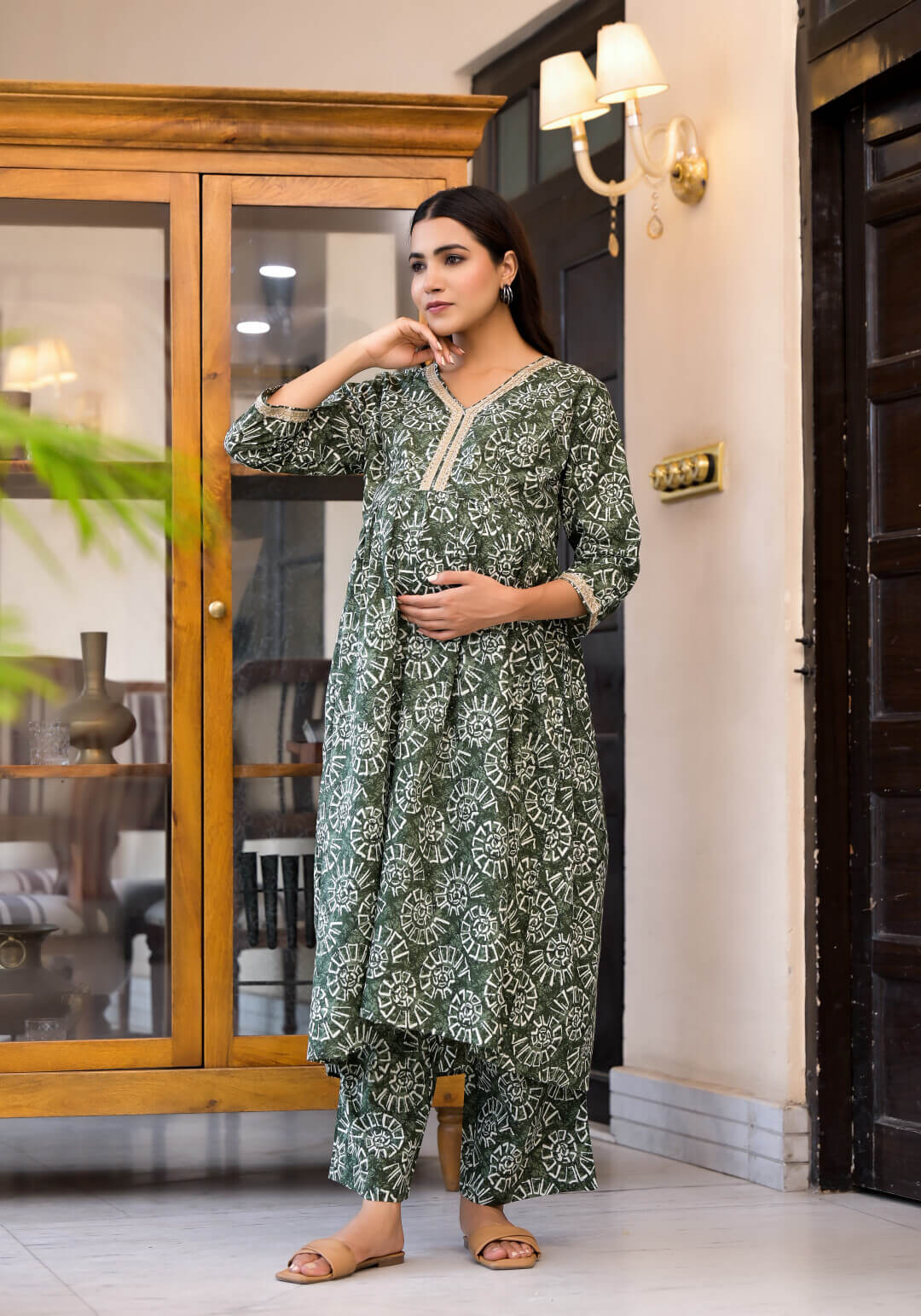 Dark Green Ethnic Print Cotton Maternity & Feeding Flare Kurta Set with Concealed Zipper