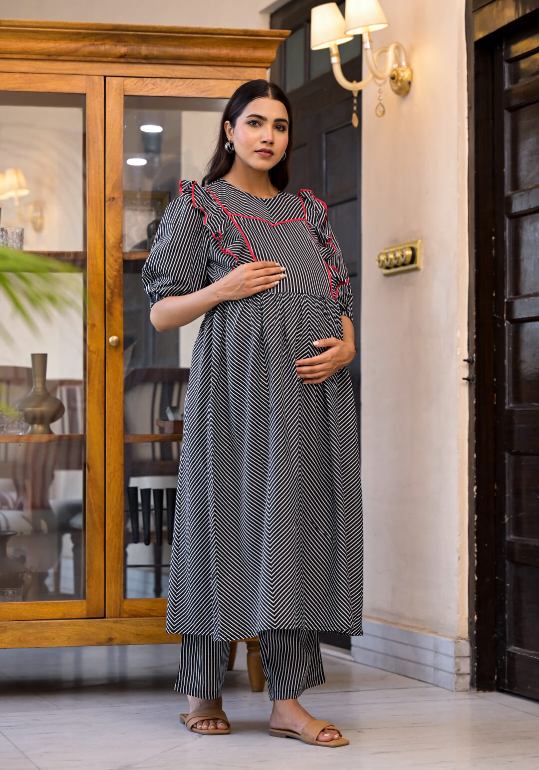 Black Geometric Print Cotton Maternity & Feeding Flare Kurta Set with Concealed Zipper