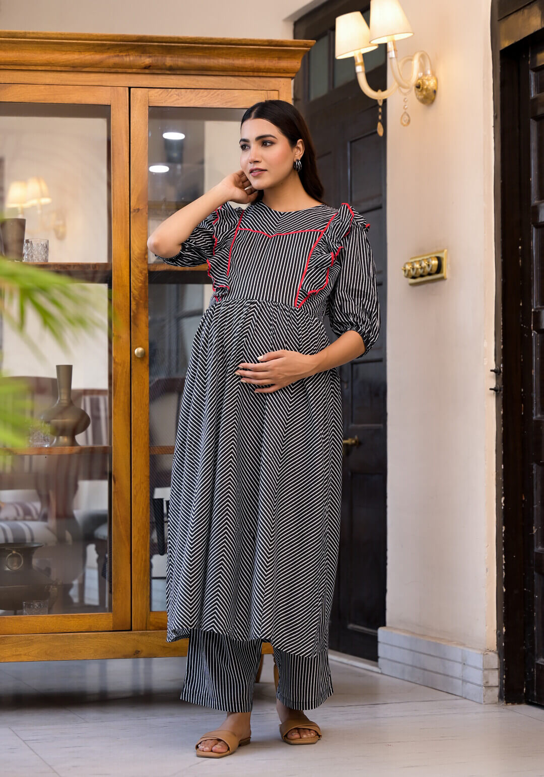Black Geometric Print Cotton Maternity & Feeding Flare Kurta Set with Concealed Zipper