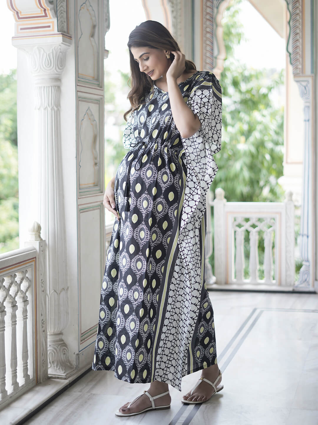 Black White Geometric Print Maternity & Feeding Kaftan Dress with Concealed Zipper