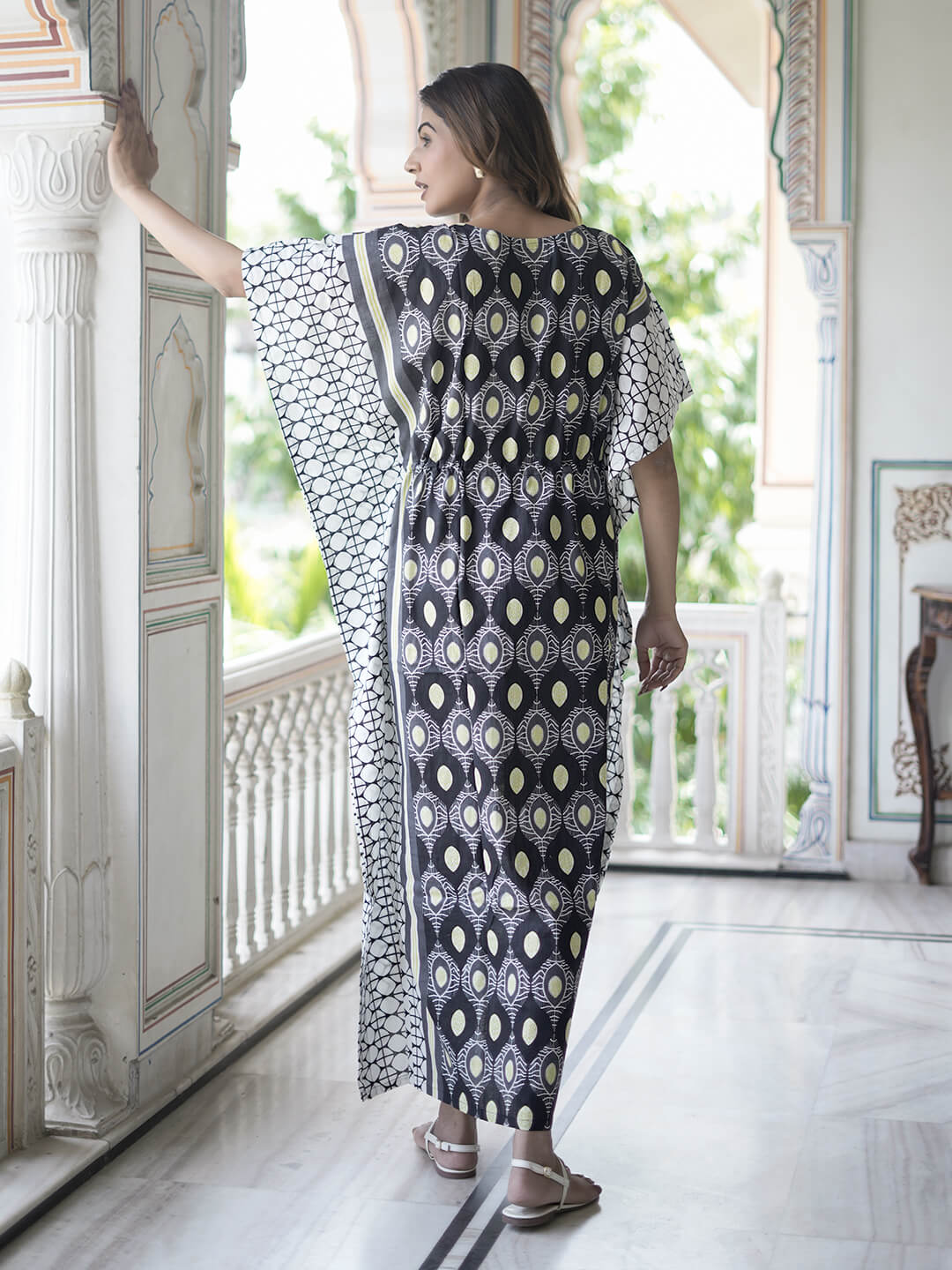 Black White Geometric Print Maternity & Feeding Kaftan Dress with Concealed Zipper