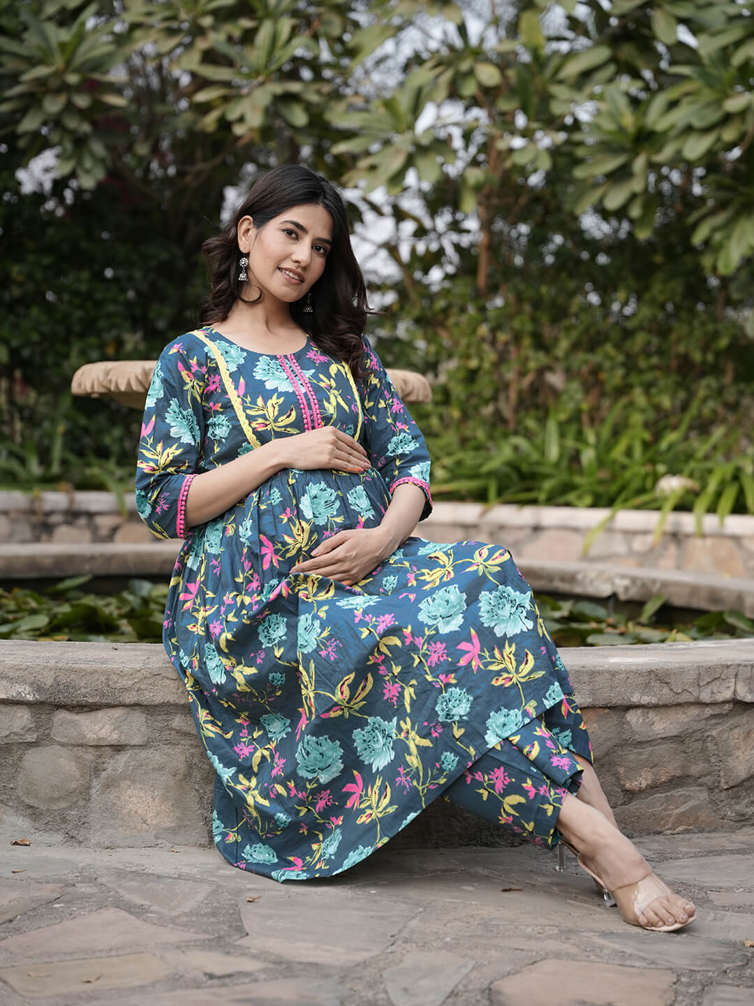 Anika Fashion Women's Cotton Kurta Set - Easy Feeding Access - Grey Floral - Size M