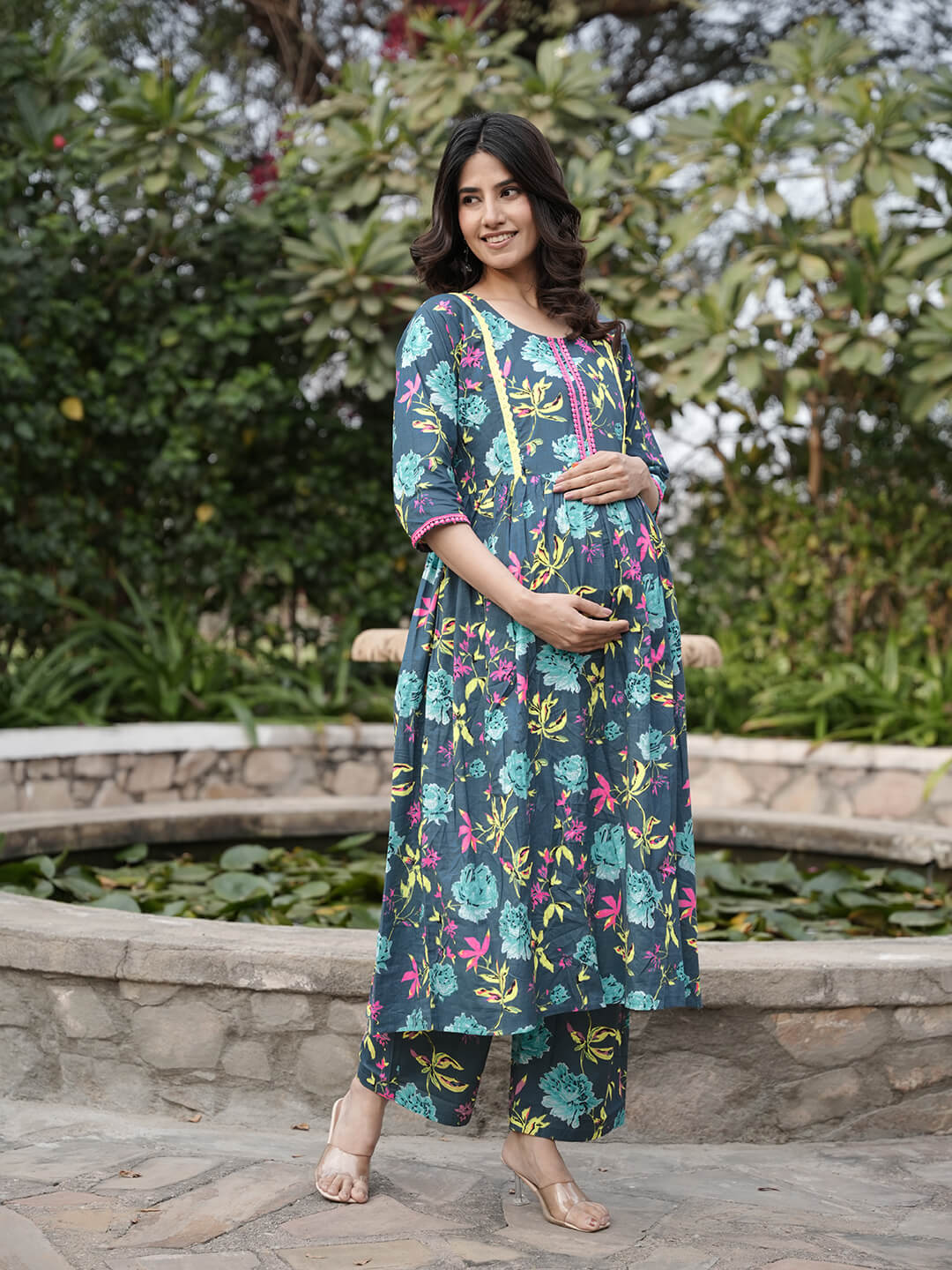 Anika Fashion Women's Cotton Kurta Set - Easy Feeding Access - Grey Floral - Size M