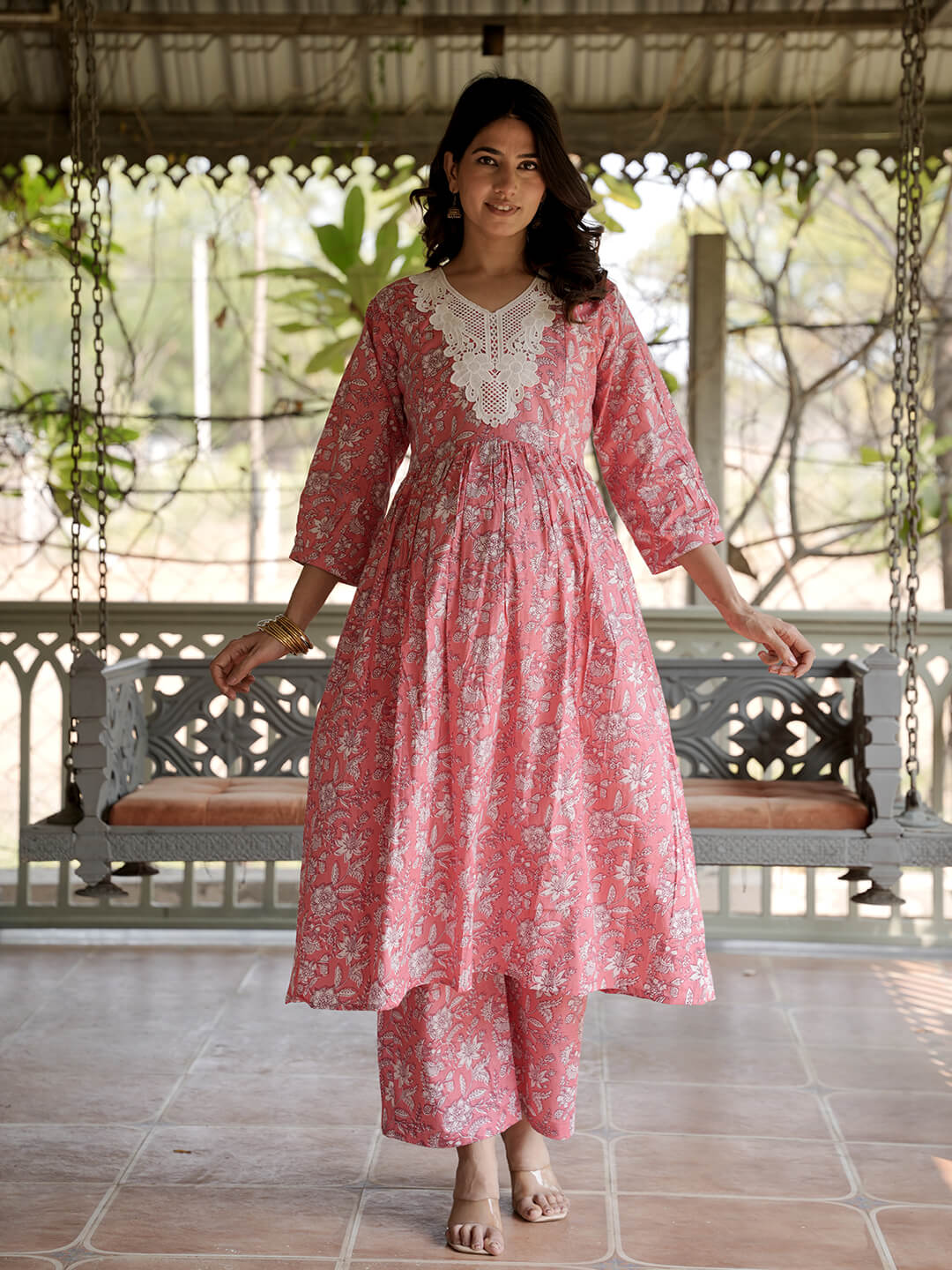 Peach White Floral Printed Maternity & Feeding Friendly Cotton Kurta Set